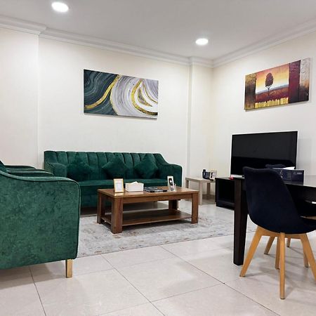 Chelsea Gardens Apartment โดฮา ภายนอก รูปภาพ