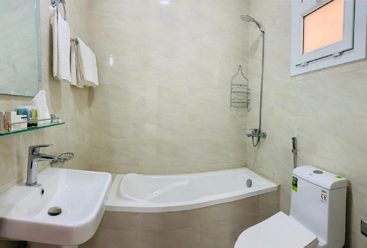 Chelsea Gardens Apartment โดฮา ภายนอก รูปภาพ