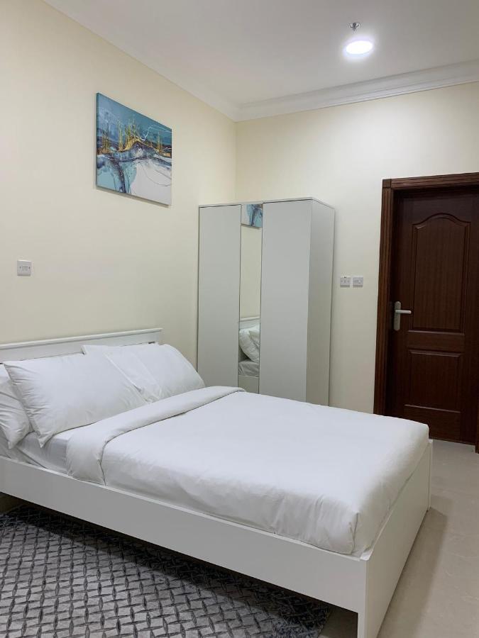 Chelsea Gardens Apartment โดฮา ภายนอก รูปภาพ