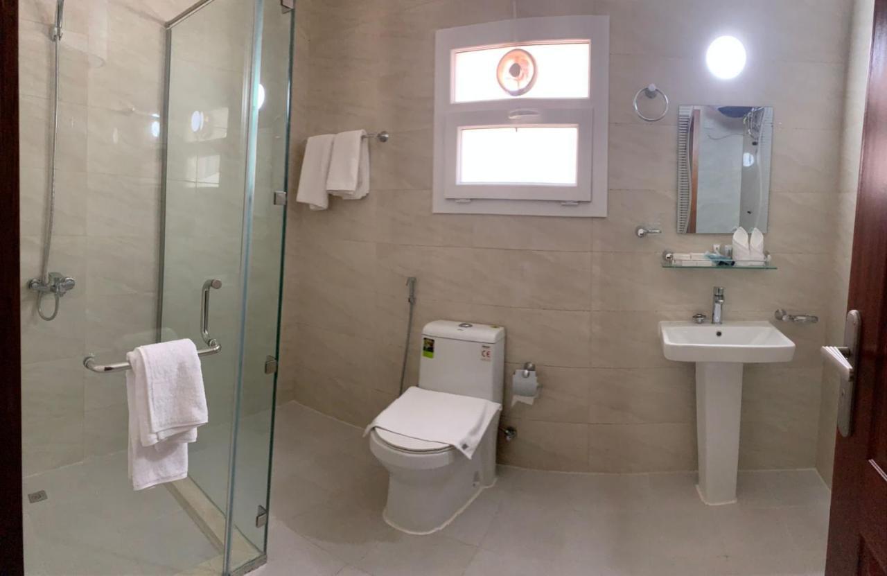 Chelsea Gardens Apartment โดฮา ภายนอก รูปภาพ