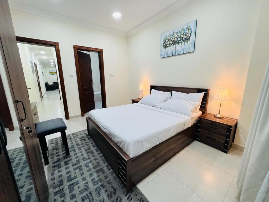 Chelsea Gardens Apartment โดฮา ภายนอก รูปภาพ